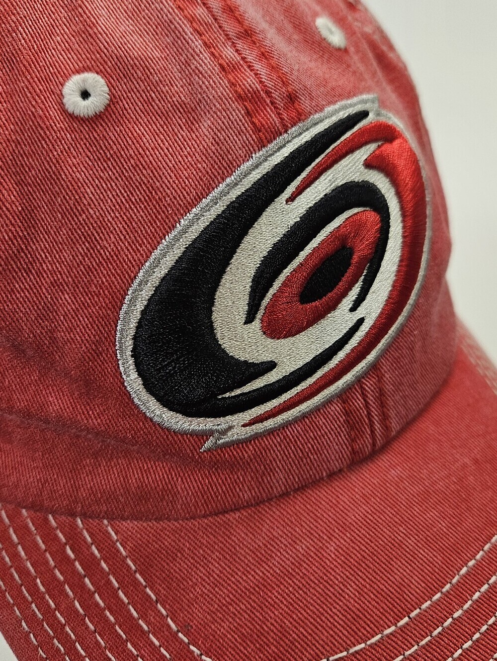 Fanatics Carolina Hurricanes Hat Cap Fan Favorite Adjustable Strap Red